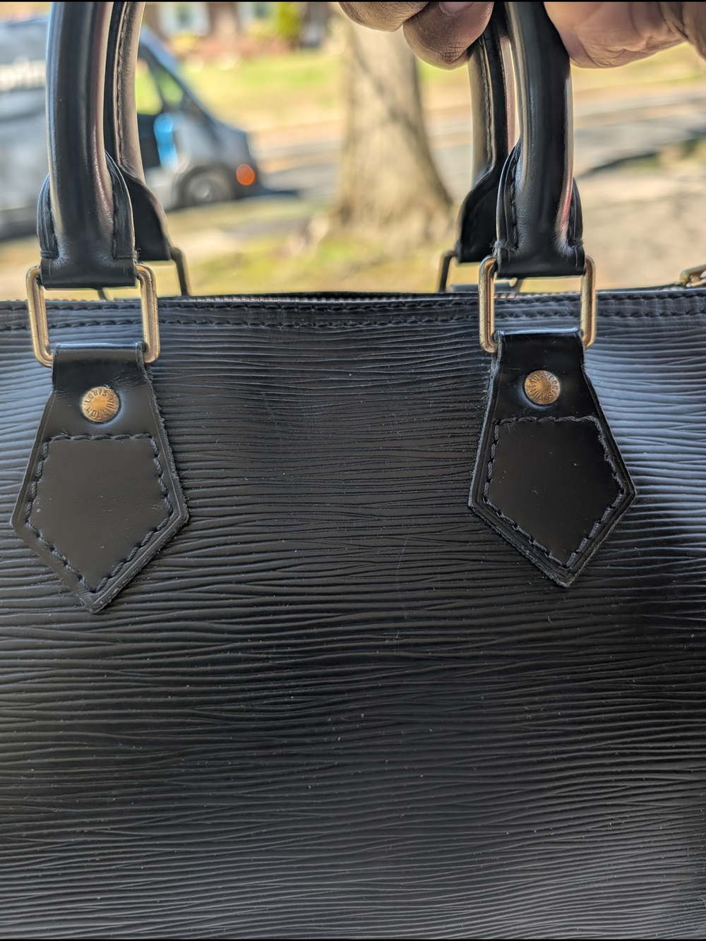 Louis Vuitton Black Epi Leather Speedy 25 - Picture 7 of 10